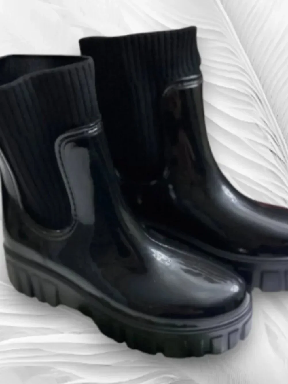 N/A stylish black